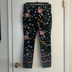 Old Navy Women’s Pixie Pants Floral Print Spring.